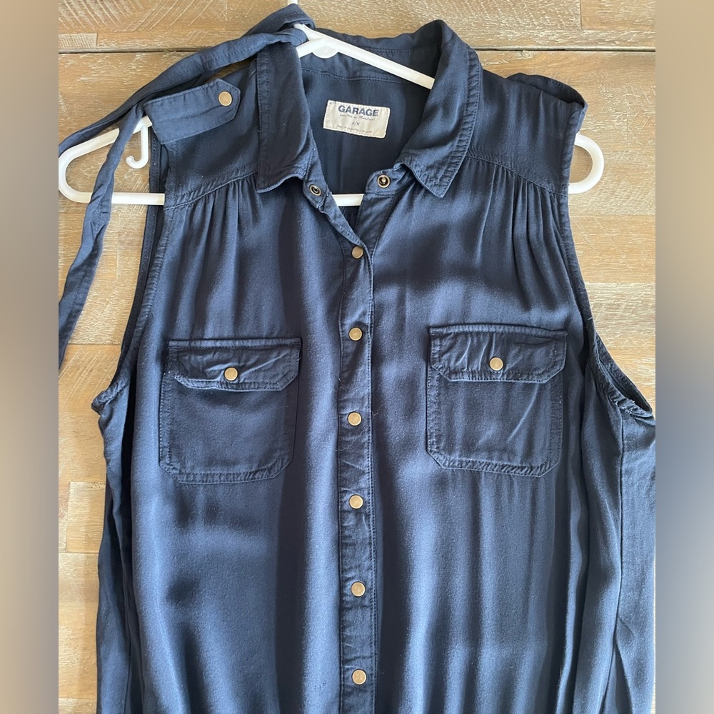Navy romper ! With pockets! - Picture 2 of 6